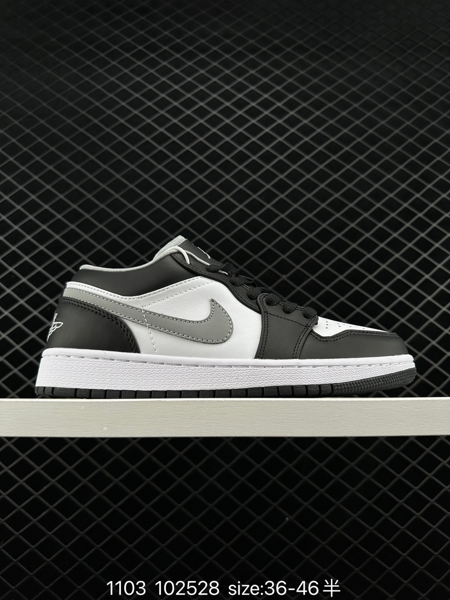 Air Jordan 1 Low “Shadow”